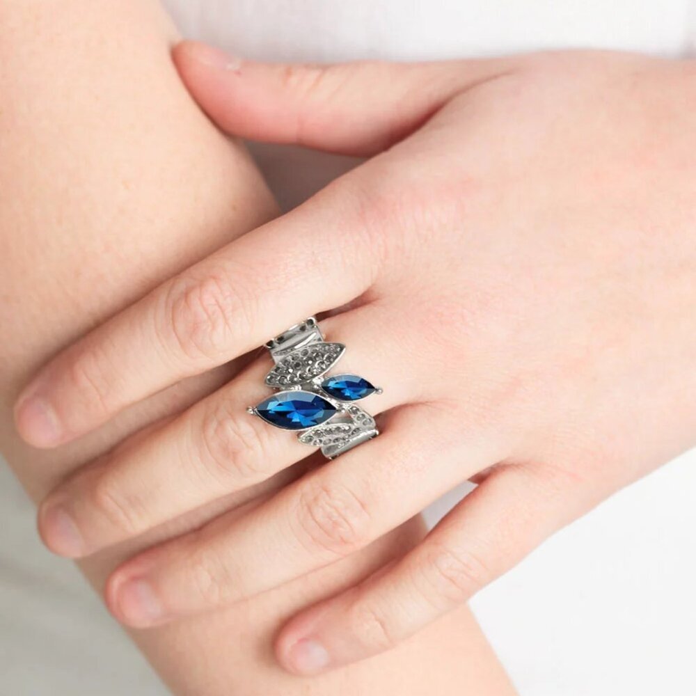 Paparazzi Jewelry Accessories - Stay Sassy - Blue Ring - Vintage